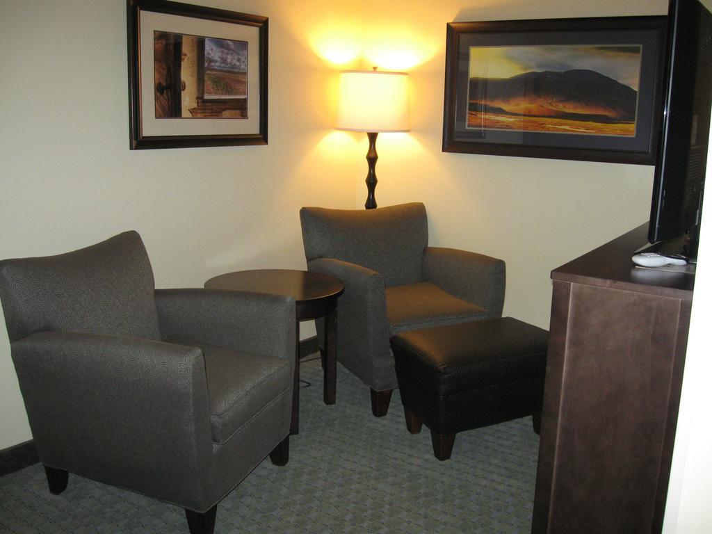 Little Missouri Inn & Suites New Town Værelse billede