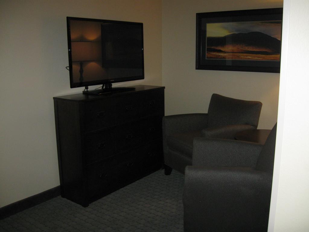 Little Missouri Inn & Suites New Town Værelse billede