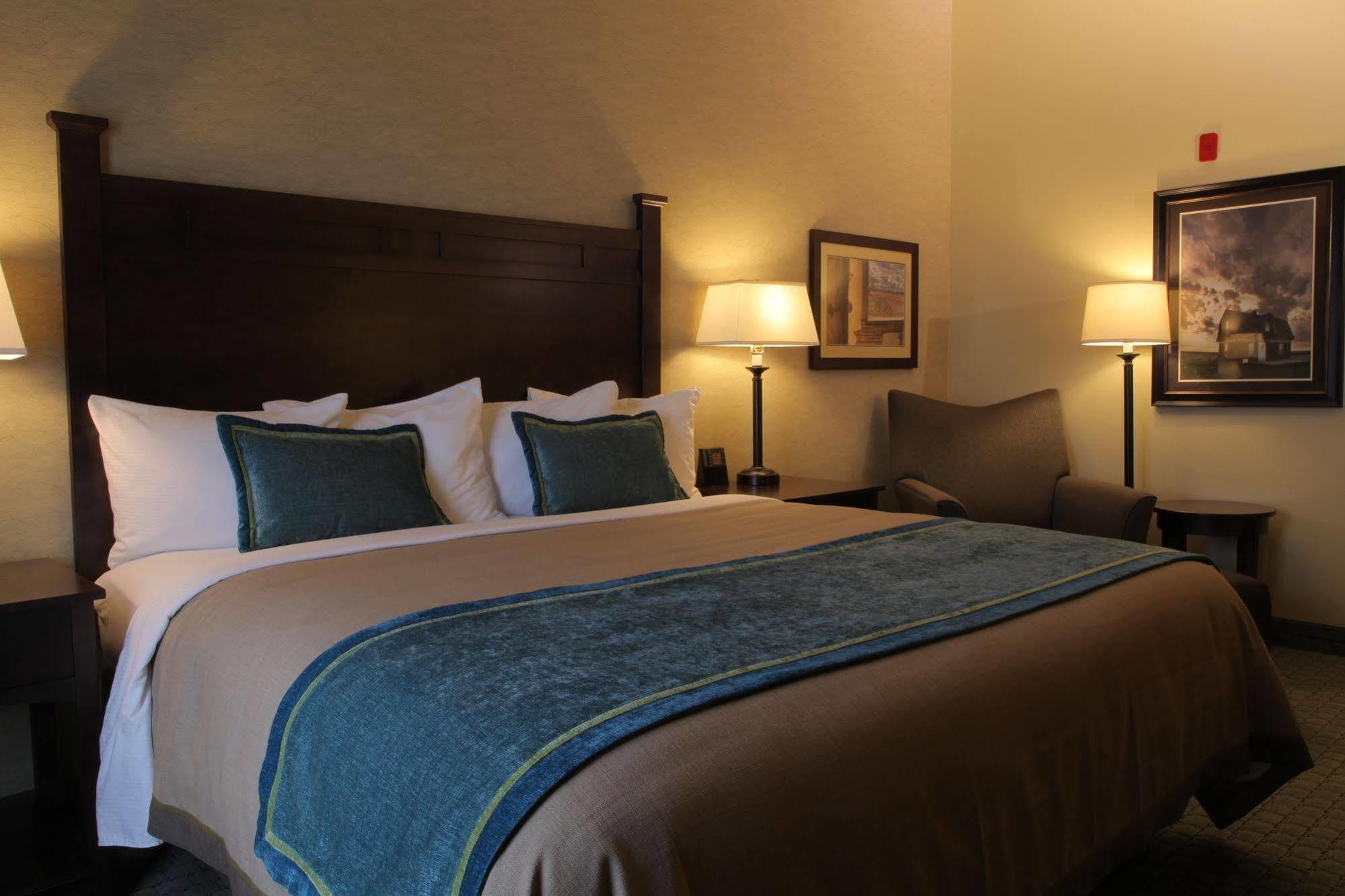 Little Missouri Inn & Suites New Town Eksteriør billede