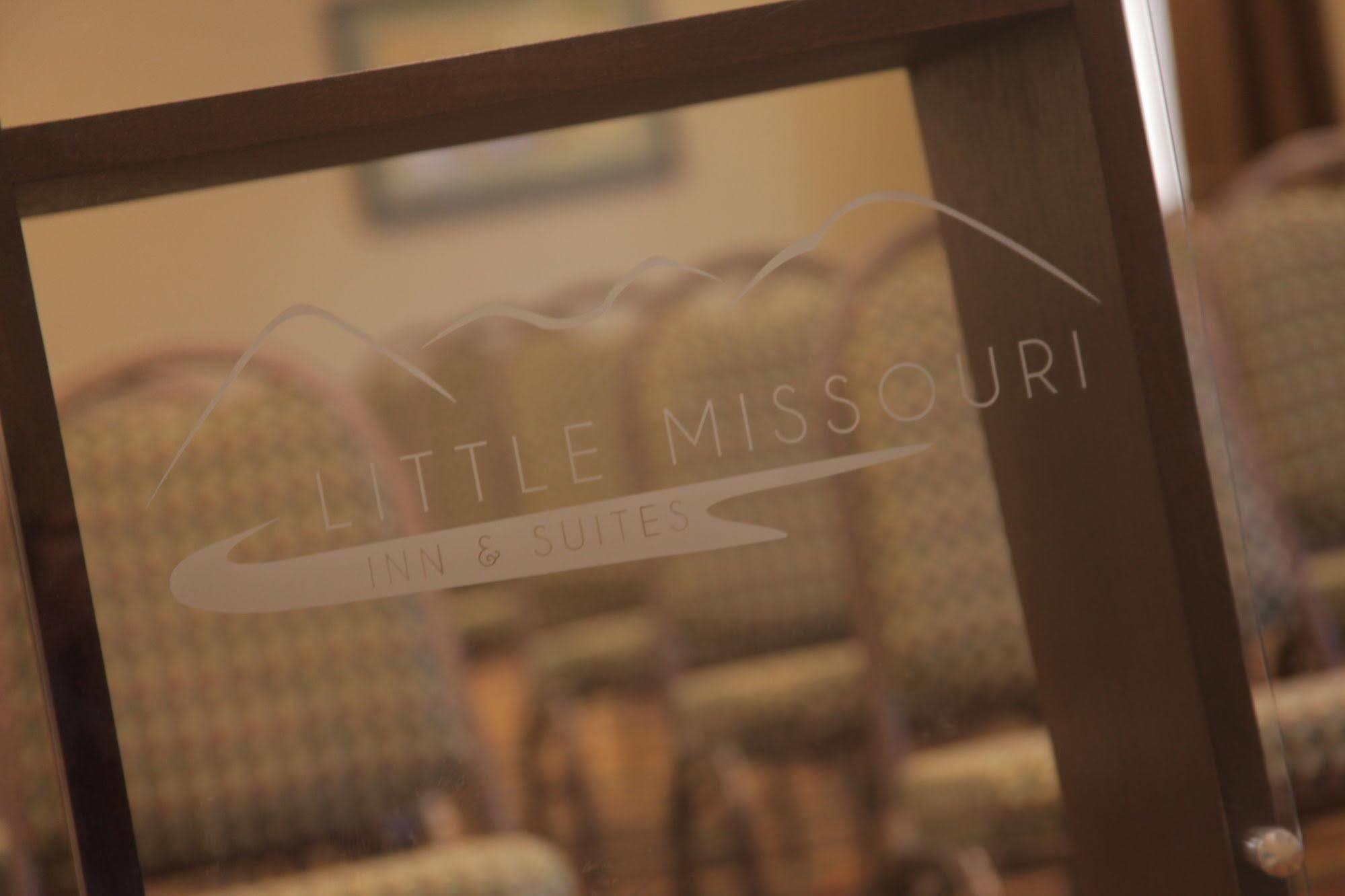 Little Missouri Inn & Suites New Town Eksteriør billede